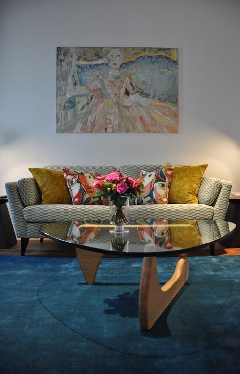 Smartflats - Raphael Suites Antwerpen Zimmer foto